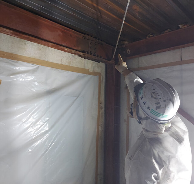 大阪市某ビルLV1吹付け石綿除去工事