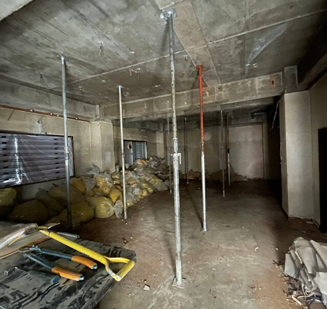 大阪市某区RC4階建階上解体食降工法