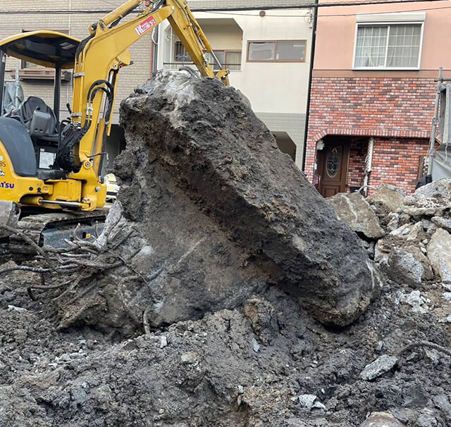 大阪市某区RC4階建ビル解体撤去工事